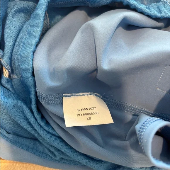 Vuori Blue Sports Bra/top XS - Picture 4 of 4